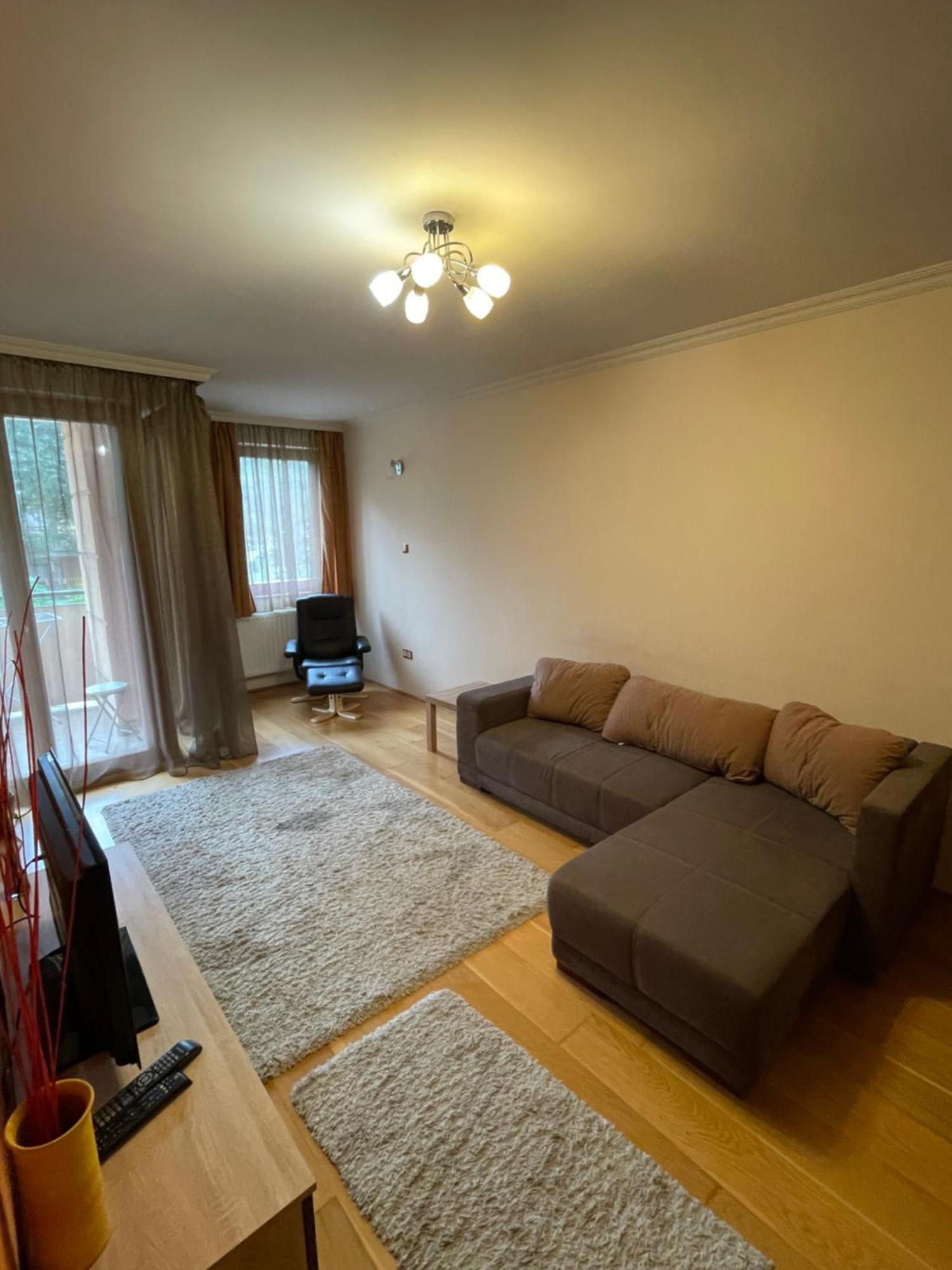 Ik Apartment Debrecen Bagian luar foto
